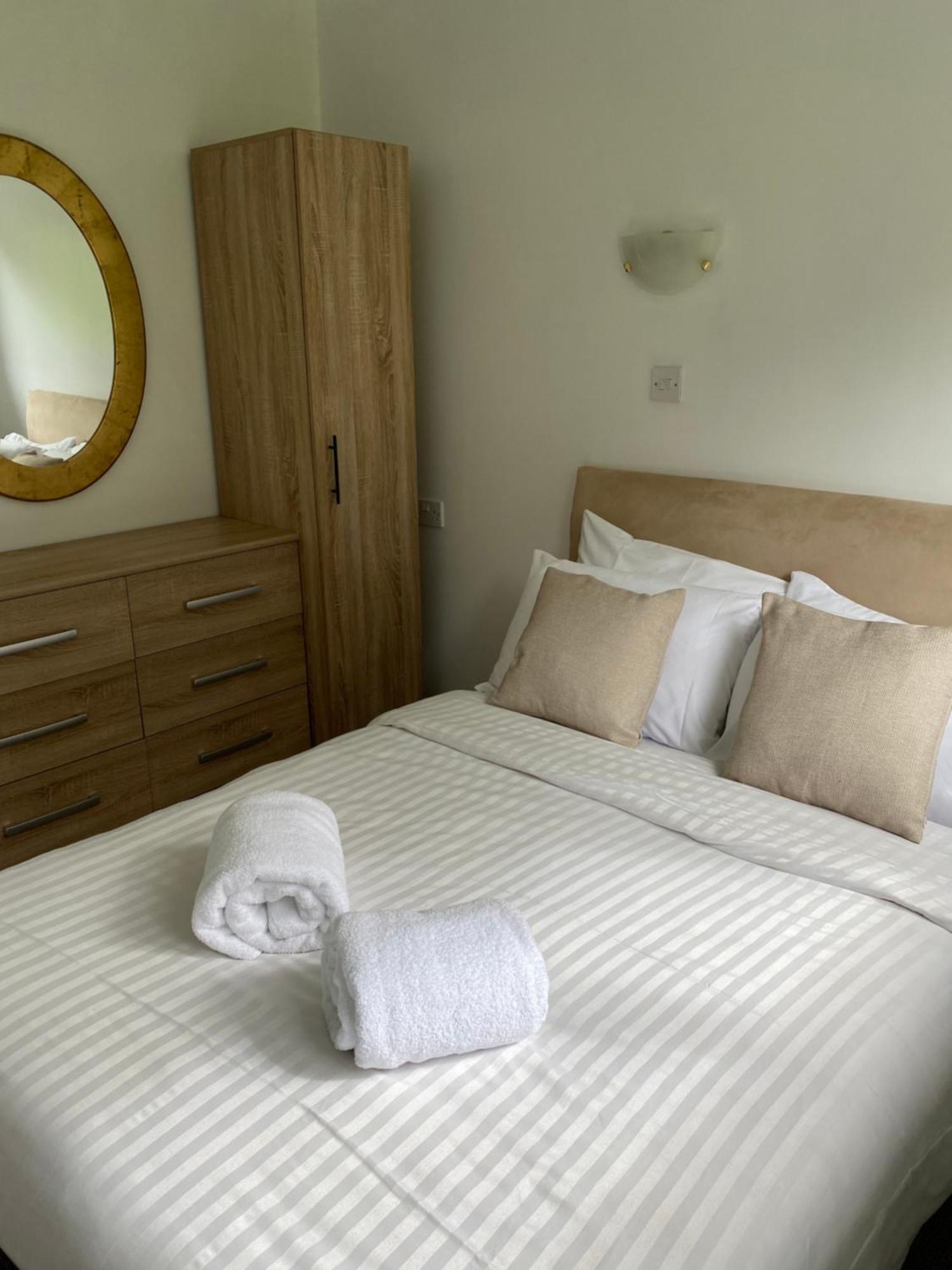 Watermouth Lodges Ilfracombe Phòng bức ảnh